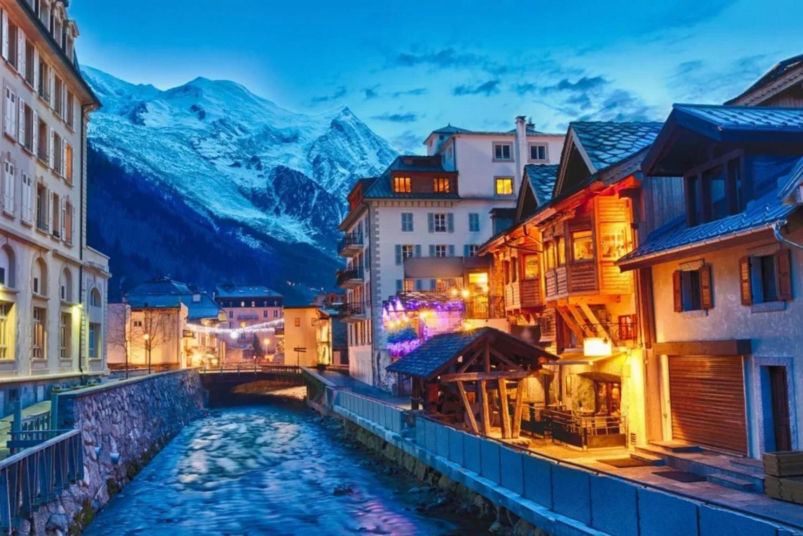 Chamois Blanc Terrasse - A Chamonix Haven Near Aiguille Du Midi Apartamento Exterior foto